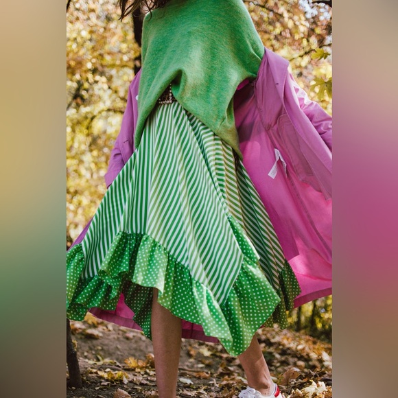Topshop white and green polka dots and stripes asymmetrical ruffle midi skirt - Picture 6 of 10